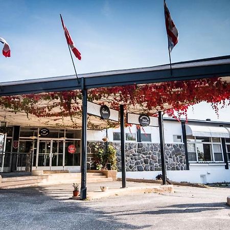 Hotel La Caravelle Baie-Comeau Exteriér fotografie