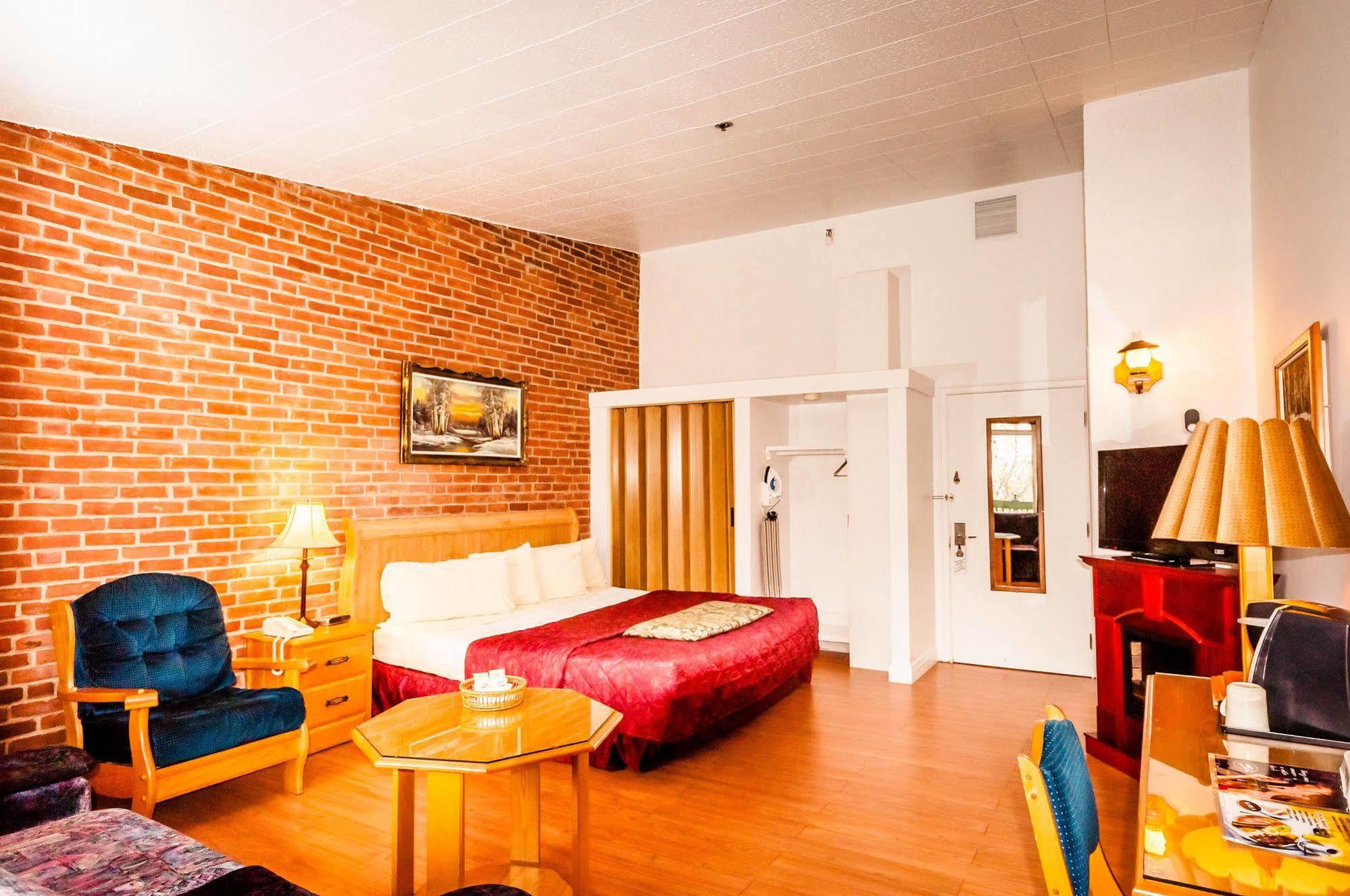 Hotel La Caravelle Baie-Comeau Exteriér fotografie